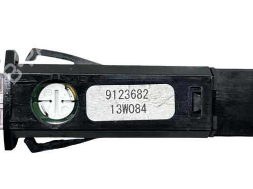 Used Warning switch Warning switch VOLVO V40 Hatchback (525) D3 (150 hp) 31870115 31870115