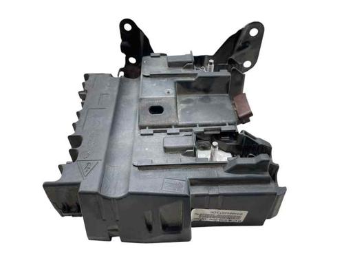 Fuse box PEUGEOT 308 SW II (LC_, LJ_, LR_, LX_, L4_) 1.6 THP 155 | BP29383074E1 
