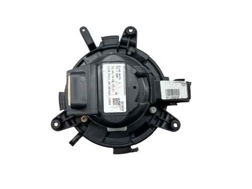 Used Heater blower motor Heater blower motor PEUGEOT 5008 II (MC_, MJ_, MR_, M4_) 1.2 THP (MRHNYH, MRHNYW, MRHNSJ, MRHNSU, MRHNSM) (131 hp) 31869869 31869869