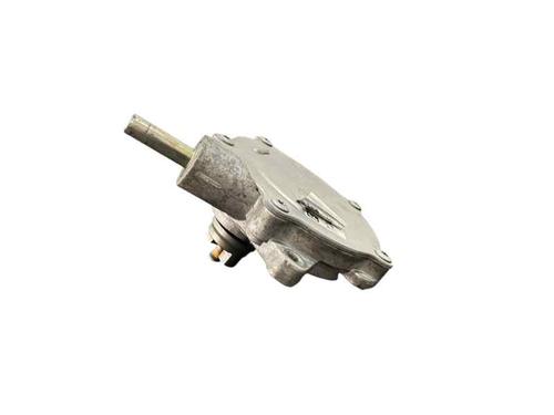 vacuum-pump-mercedes-benz-c-class-coupe-cl203-2001-2002-2003-2004-2005-2006-2007-2008-2009-2010-2011-30270704 main image