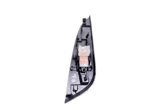 Used Right rear window switch Right rear window switch NISSAN PULSAR Hatchback (C13) 1.2 DIG-T (115 hp) 25212316 25212316
