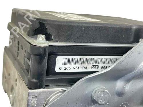 Used ABS pump BMW X1 (E84) sDrive 20 d (177 hp) 30270605
