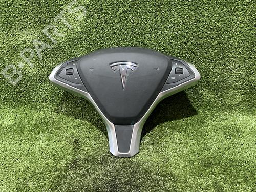 Used Driver airbag Driver airbag TESLA MODEL S (5YJS) 85 (367 hp) 24223158 24223158