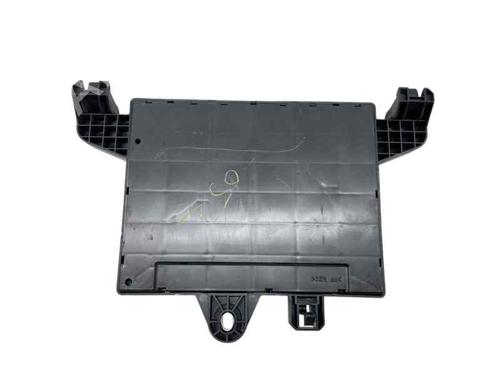 Fuse box OPEL ASTRA J Sports Tourer (P10) 2.0 CDTI (35) | BP29765094E1