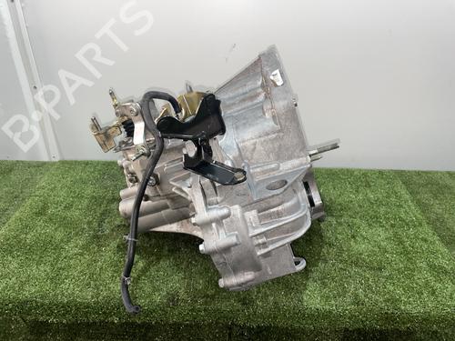 Used Gearbox Gearbox NISSAN PRIMERA (P11) [1996-2002] 31684537 31684537