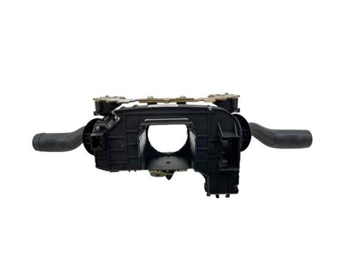 Comutador VW PHAETON (3D1, 3D2, 3D3, 3D4, 3D6, 3D7, 3D8, 3D9) 3.2 V6 (241 hp) 29021639