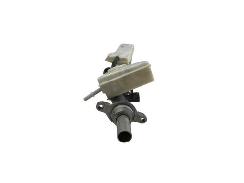 Used Brake master cylinder Brake master cylinder FORD KUGA II (DM2) 2.0 TDCi (150 hp) 27449494 27449494