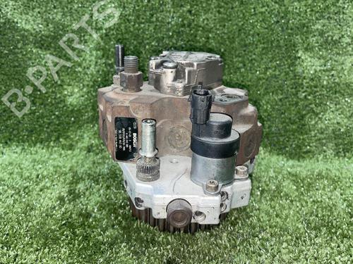 Used Injection pump VOLVO S40 II (544) [2003-2012]  31681251