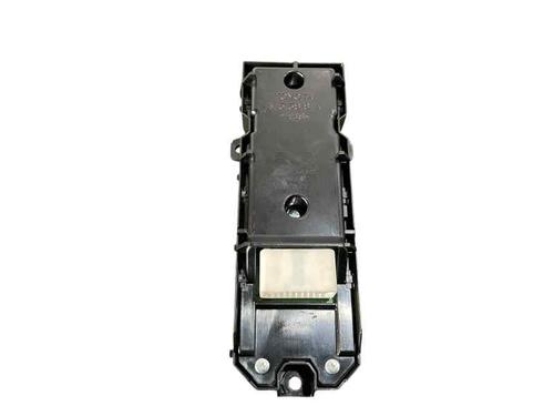 Used Left front window switch Left front window switch TOYOTA C-HR (_X1_) 1.8 Hybrid (ZYX10_, ZYX11_, ZYX10R, ZYX11R) (122 hp) 24225045 24225045