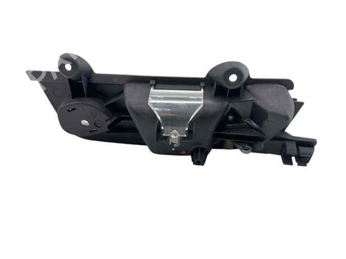 Used Rear left interior door handle Rear left interior door handle SEAT EXEO (3R2) 2.0 TDI (120 hp) 25707782 25707782