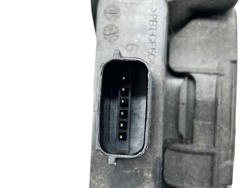 Used Pedal Pedal VOLVO V40 Hatchback (525) D3 (150 hp) 31063848 31063848