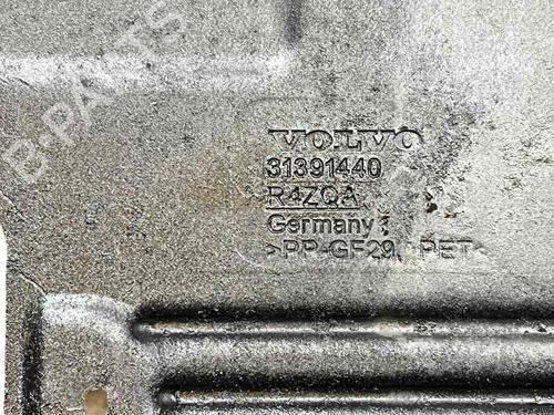 Used Underbody protection Underbody protection VOLVO V40 Hatchback (525) D3 (150 hp) 31870062 31870062