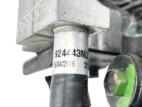 Used AC pipe AC pipe NISSAN LEAF (ZE0) Electric (109 hp) 34236299 34236299