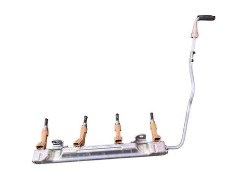Used Injection rail TOYOTA AURIS (_E15_) 1.6 (ZRE151_, ZRE151R) (124 hp) 29390753