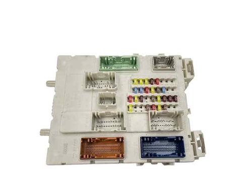 Used Fuse box Fuse box FORD FOCUS III 1.0 EcoBoost (125 hp) 25213592 25213592