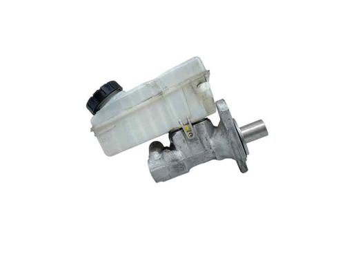 Used Brake master cylinder DACIA SANDERO II TCe 90 (B8M1, B8MA, B8AC) (90 hp) 29177756