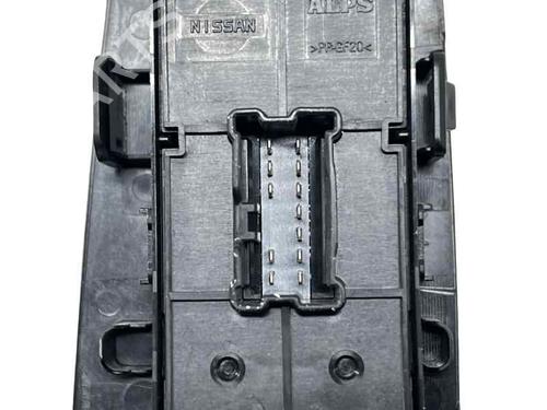 Right front window switch NISSAN LEAF (ZE1) Electric | BP31940277I26