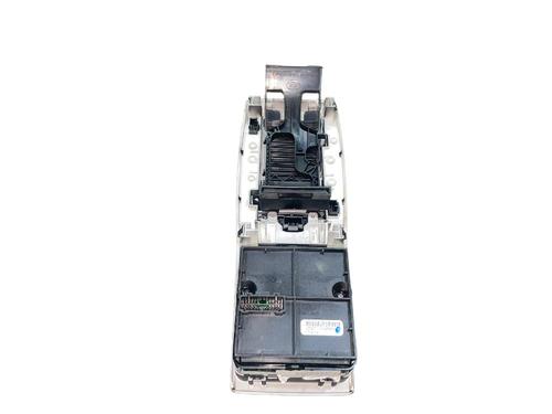 Switch LAND ROVER RANGE ROVER SPORT I (L320) 2.7 D 4x4 | BP25210831I30 