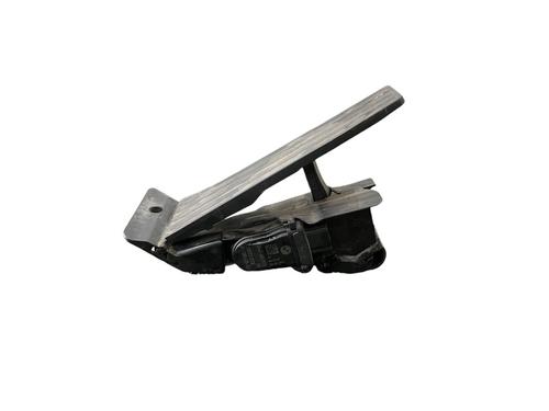 Used Pedal Pedal BMW 3 (F30, F80) 330 d xDrive (258 hp) 24223915 24223915