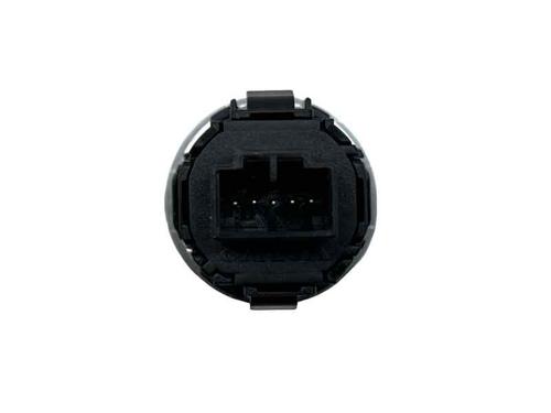 switch-volvo-xc40-536-2017-32490552 main image