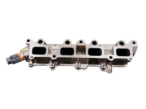 Used Injection rail SEAT LEON (1P1) 1.4 16V (86 hp) 25597408