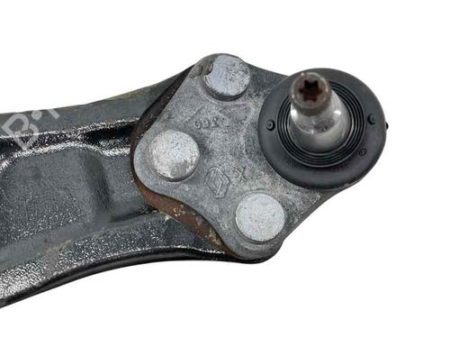 Højre fortil bærearm RENAULT MEGANE IV Hatchback (B9A/M/N_) 1.6 dCi 130 (B9A4) (130 hp) 30270944