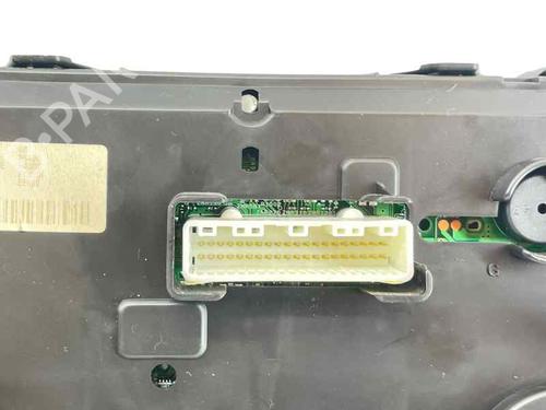 Used Instrument cluster Instrument cluster 31682649 31682649