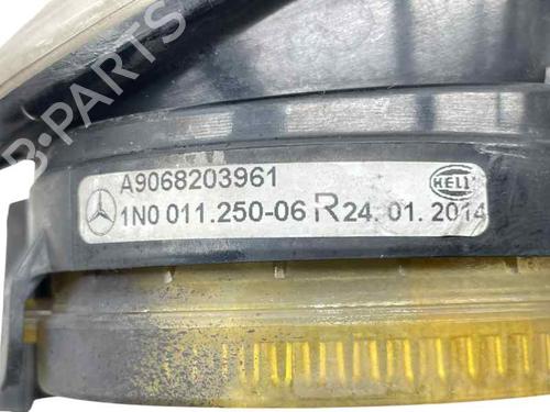 Right front fog light MERCEDES-BENZ SPRINTER 3,5-t Van (B906) 313 CDI (906.631, 906.633, 906.635, 906.637) | BP30270639C31 