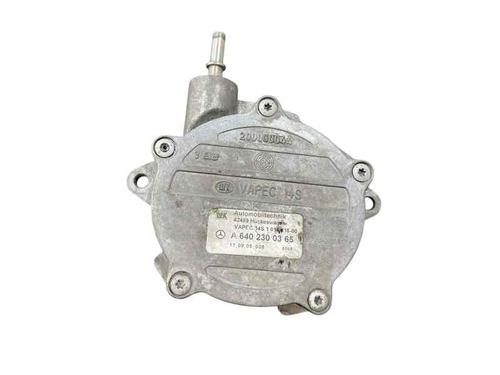 Used Vacuum pump MERCEDES-BENZ B-CLASS Sports Tourer (W245) [2005-2011]  31682677