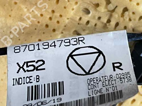 Fotel przedni lewy DACIA SANDERO II TCe 90 (B8M1, B8MA, B8AC) | BP30803278C15 