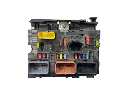 Sikringsdåse PEUGEOT 307 SW (3H) 2.0 HDI 110 (107 hp) 29298701