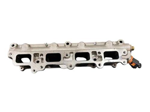 Used Injection rail SEAT LEON (1P1) 1.4 16V (86 hp) 25597408