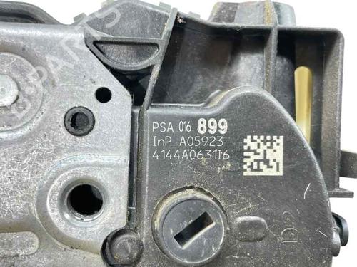 front-right-lock-citroen-c4-cactus-2014-27449665 main image