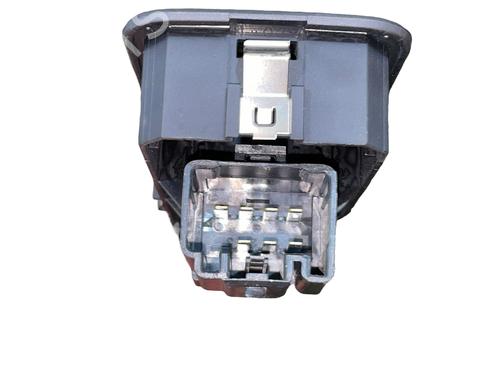 Used Right rear window switch Right rear window switch LAND ROVER RANGE ROVER SPORT I (L320) 2.7 D 4x4 (190 hp) 25210807 25210807