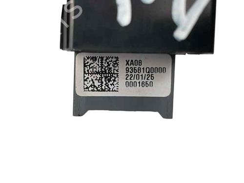 Used Right rear window switch Right rear window switch HYUNDAI BAYON (BC3) 1.0 T-GDI 48V-Hybrid (120 hp) 25213428 25213428