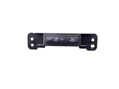 Used Switch NISSAN MICRA V (K14) 1.0 IG-T 100 (101 hp) 25212051