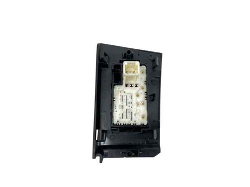 Used Left rear window switch Left rear window switch TOYOTA AURIS (_E18_) 1.4 D-4D (NDE180_, NDE180R) (90 hp) 29177112 29177112