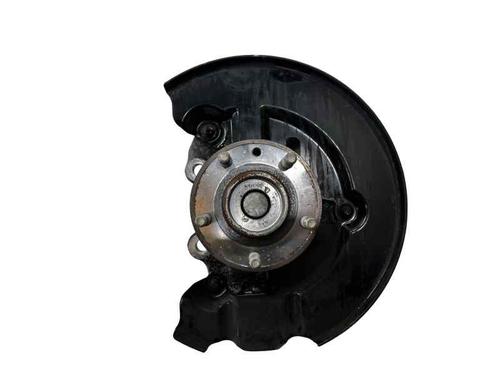 Used Left front steering knuckle VOLVO V40 Hatchback (525) D3 (150 hp) 31063801