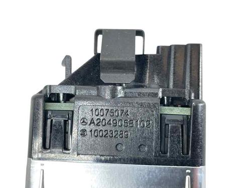 Used Right rear window switch Right rear window switch MERCEDES-BENZ B-CLASS Sports Tourer (W246, W242) B 180 CDI (246.200) (109 hp) 25984474 25984474