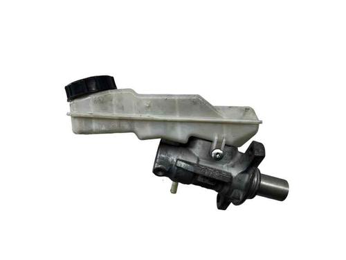 brake-master-cylinder-volvo-v40-hatchback-525-2012-2013-2014-2015-2016-2017-2018-2019-31063821 main image