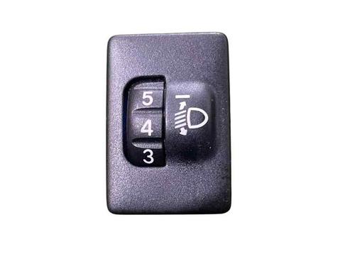 Used Switch TOYOTA YARIS (_P13_) 1.3 (NSP130_, NSP130) (99 hp) 25211901
