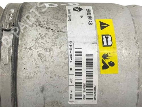 Used Right front shock absorber Right front shock absorber JEEP GRAND CHEROKEE IV (WK, WK2) 3.0 CRD V6 4x4 (241 hp) 31825886 31825886