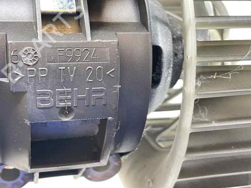 Used Heater blower motor Heater blower motor BMW X3 (E83) xDrive 30 d (218 hp) 29177521 29177521