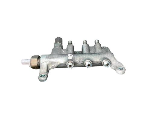 Used Injection rail RENAULT ESPACE IV (JK0/1_) 3.0 dCi (JK0J, JK0V) (177 hp) 25210613