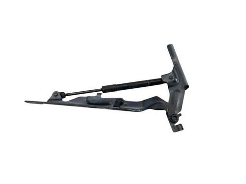 Used Hinge/Door check strap VOLVO V60 I (155) D4 AWD (181 hp) 28052364