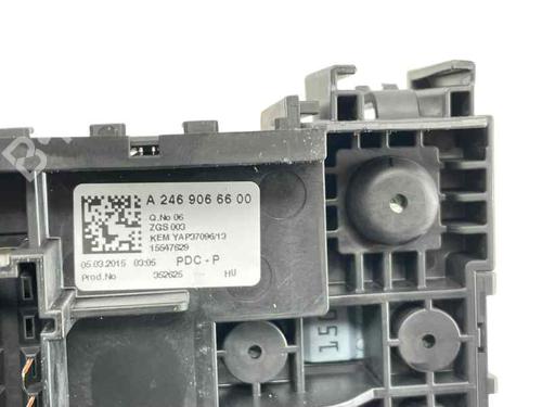 Used Fuse box Fuse box MERCEDES-BENZ A-CLASS (W176) A 220 CDI (176.003) (170 hp) 27448543 27448543