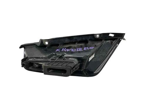 Feu arrière droit FIAT PUNTO EVO (199_) 1.3 D Multijet (199AXC1A, 199BXC1A, 199AXT1A, 199BXT1A) (75 hp) 31869990