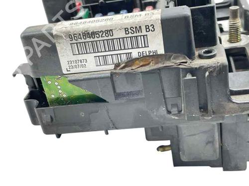 Used Fuse box Fuse box MITSUBISHI CARISMA (DA_) 1.8 (DA2A) (116 hp) 29875637 29875637