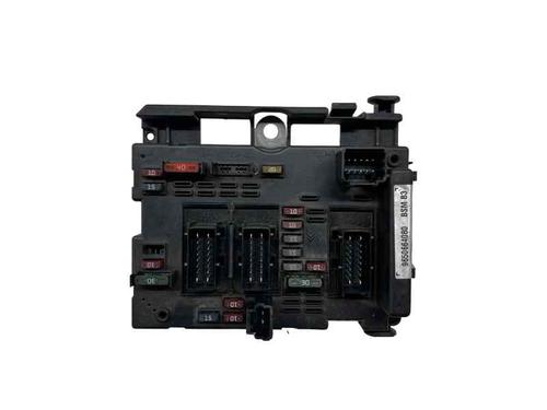 Used Fuse box PEUGEOT 206 Saloon 1.4 (75 hp) 31080813