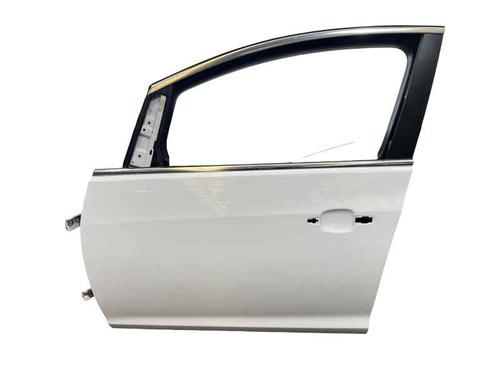 Used Left front door OPEL ASTRA J (P10) [2009-2016]  32515612